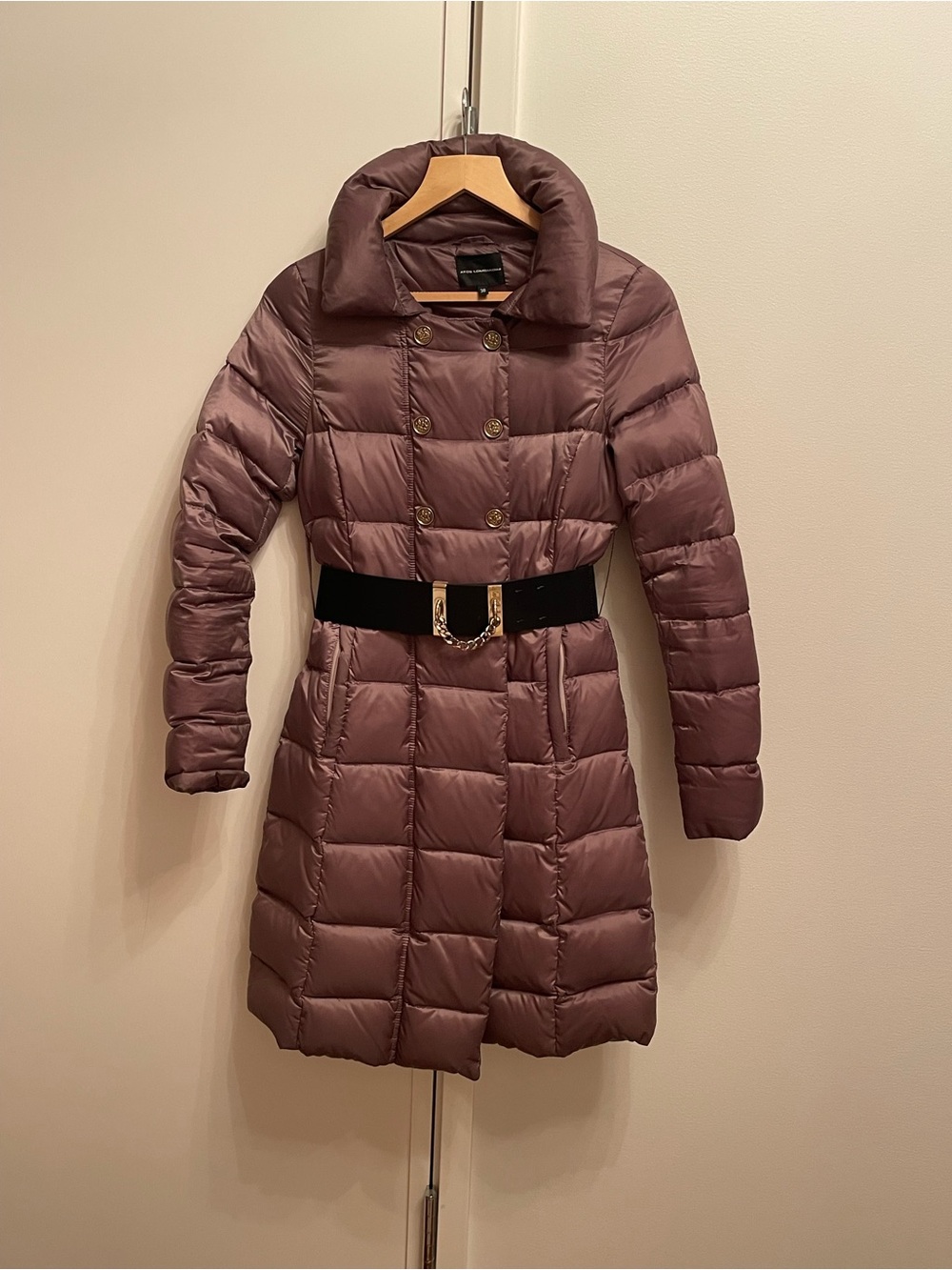Ari’s Lombardini Beige Puffer Coat IT38/XS